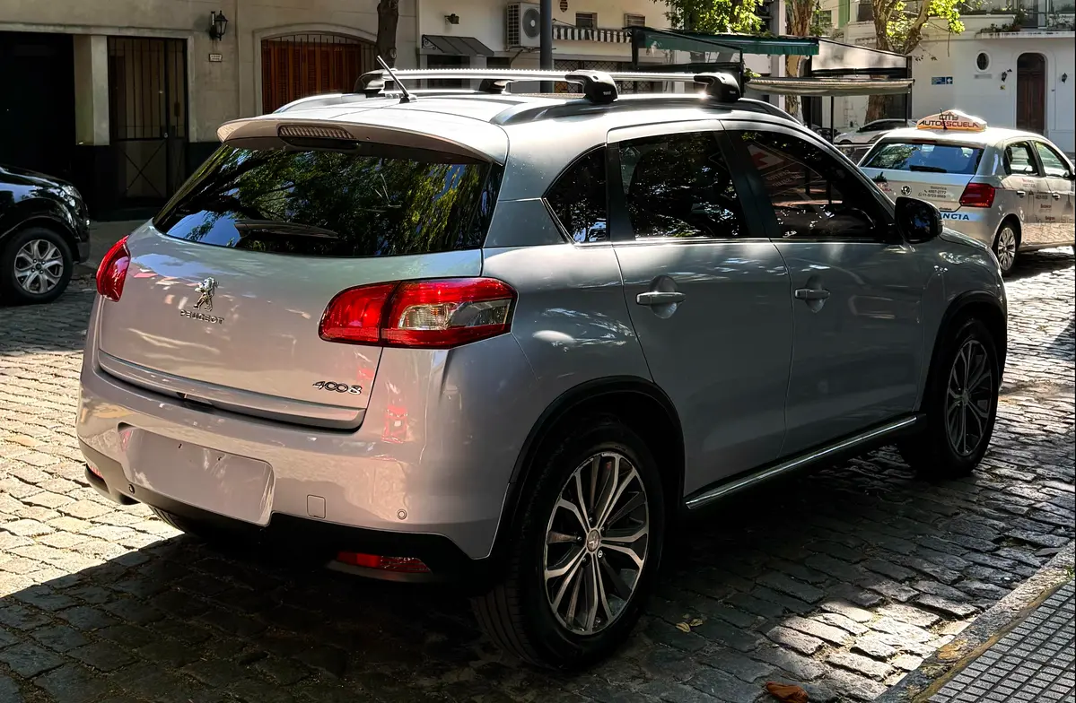 Mira esta publicación de Peugeot 4008 2013 en Motordil