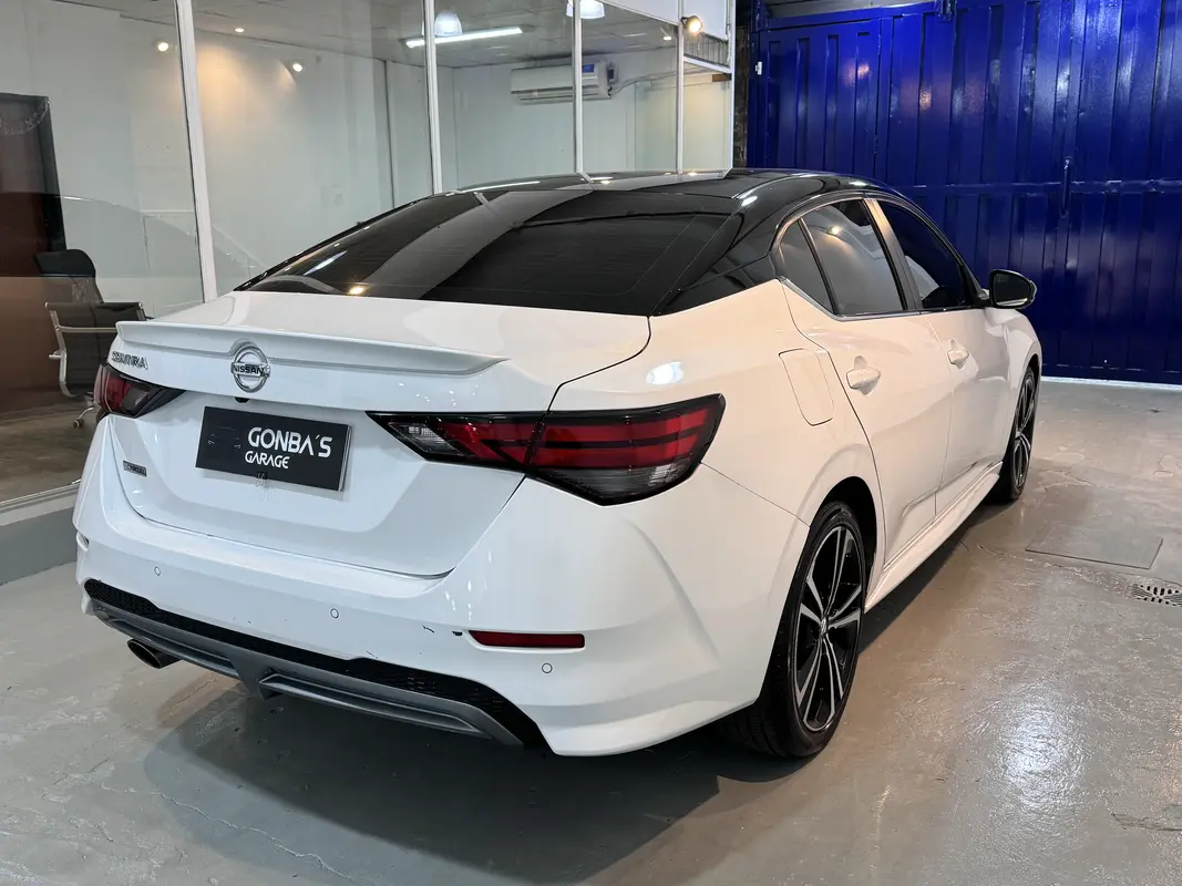 Mira esta publicación de Nissan Sentra 2022 en Motordil