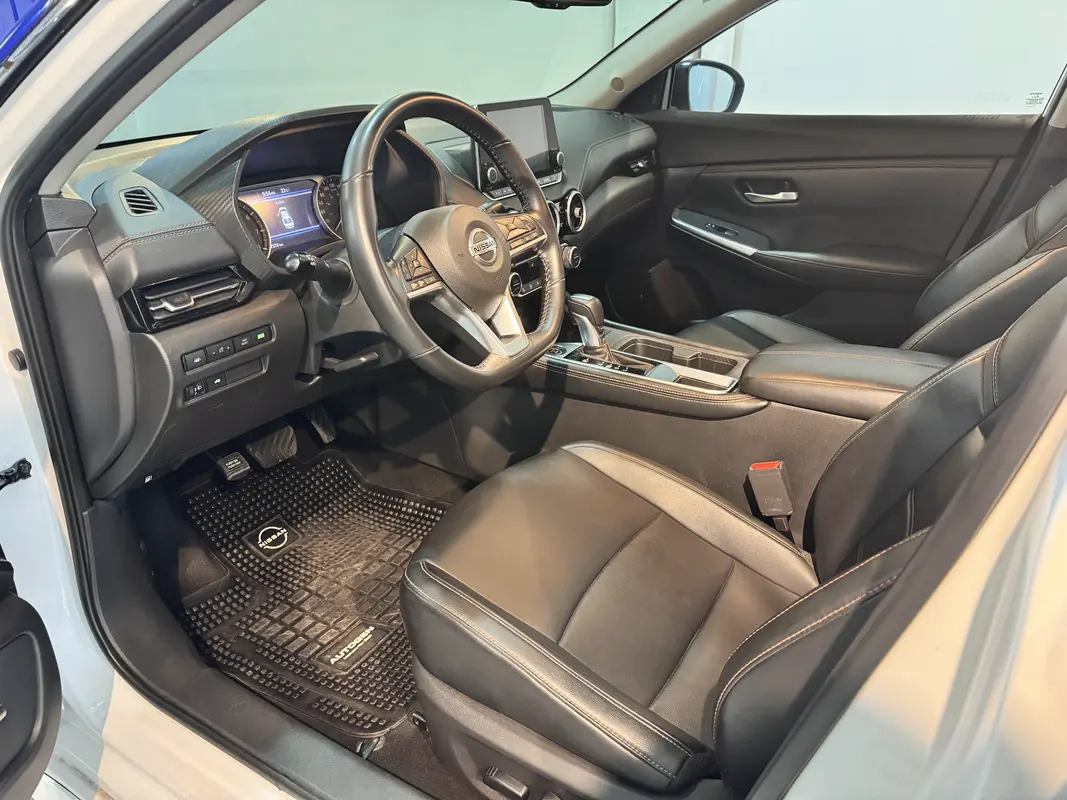 Mira esta publicación de Nissan Sentra 2022 en Motordil