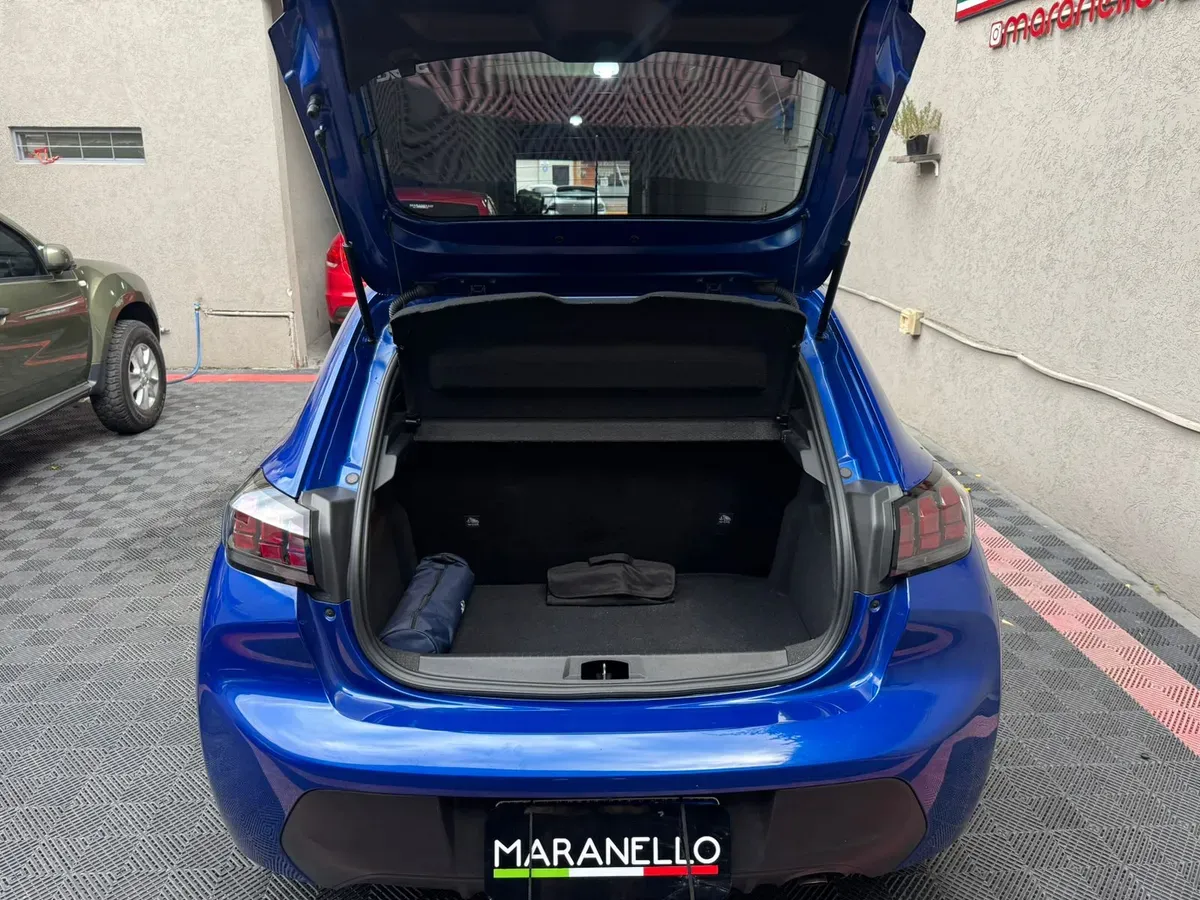 Mira esta publicación de Peugeot 208 2024 en Motordil