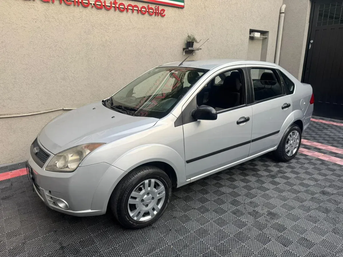 Mira esta publicación de Ford Fiesta 2007 en Motordil