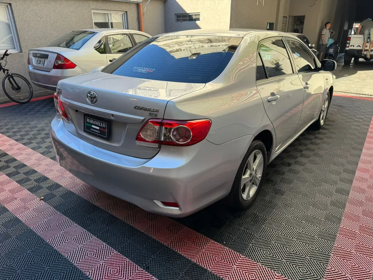 Mira esta publicación de Toyota Corolla 2013 en Motordil