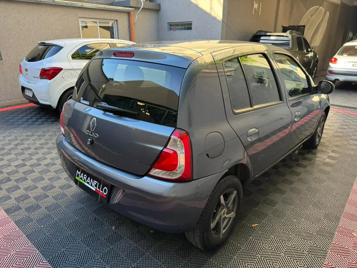 Mira esta publicación de Renault Clio Mio 2016 en Motordil