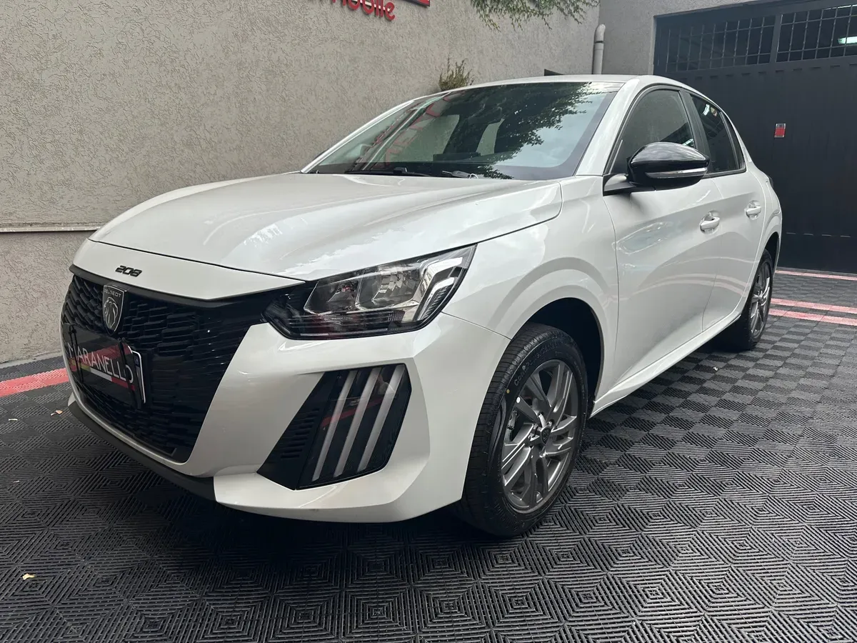 Mira esta publicación de Peugeot 208 2025 en Motordil