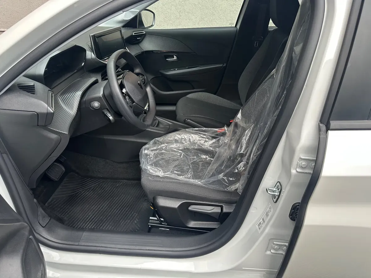 Mira esta publicación de Peugeot 208 2025 en Motordil