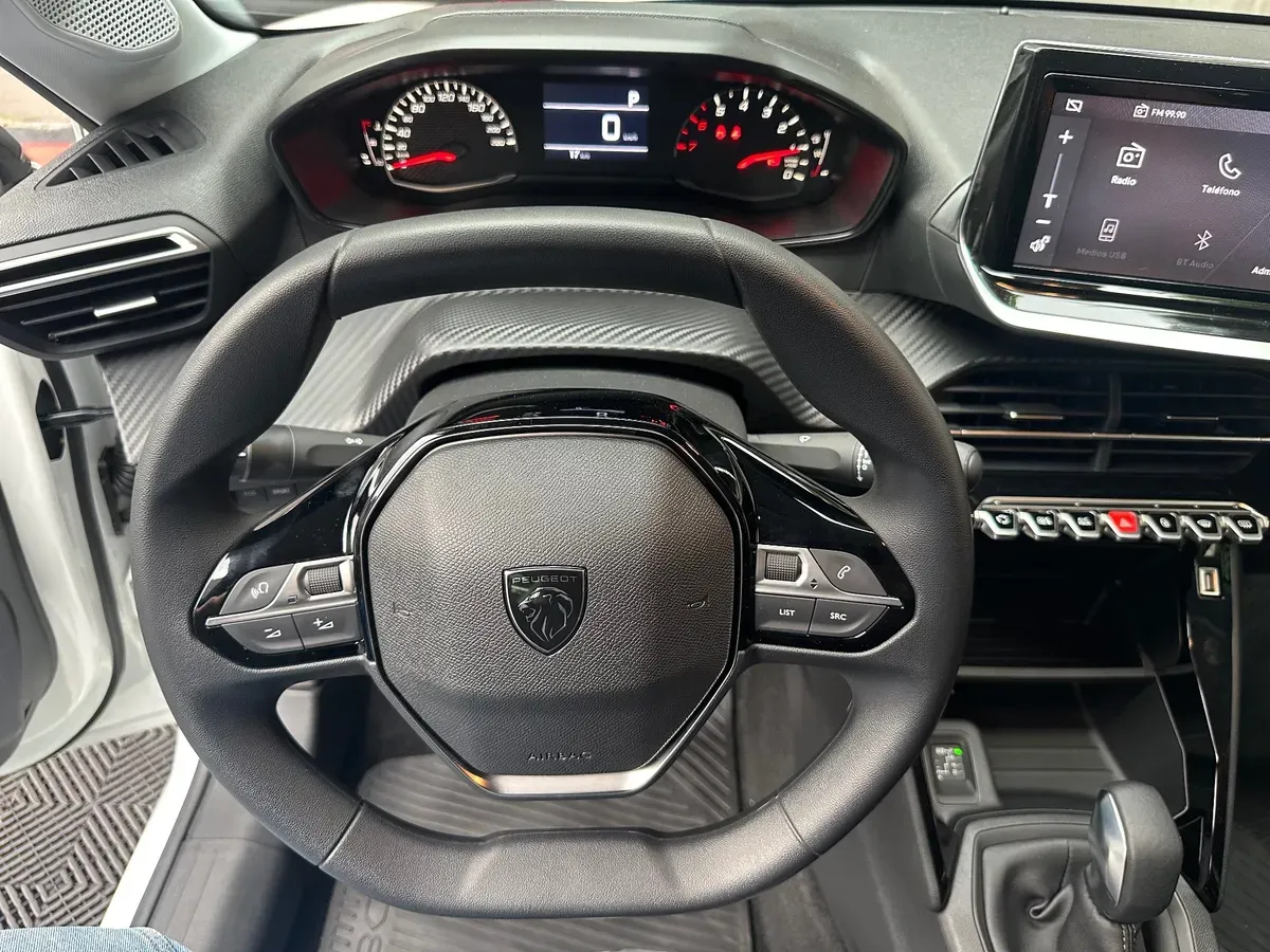 Mirá esta publicación de Peugeot 208