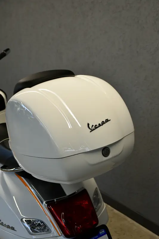 Mira esta publicación de Vespa 300 I Super GTS 2017 en Motordil