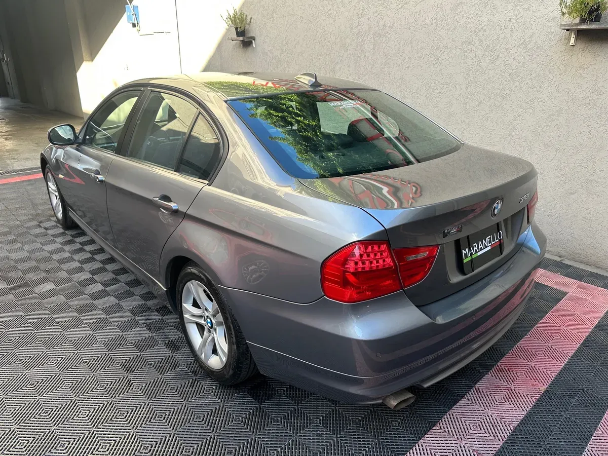 Mira esta publicación de BMW Serie 3 2011 en Motordil