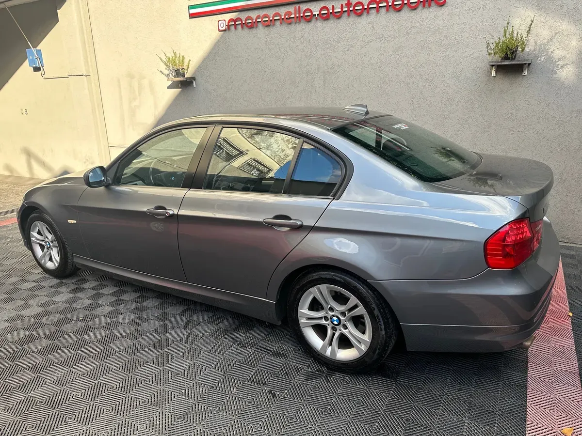 Mira esta publicación de BMW Serie 3 2011 en Motordil