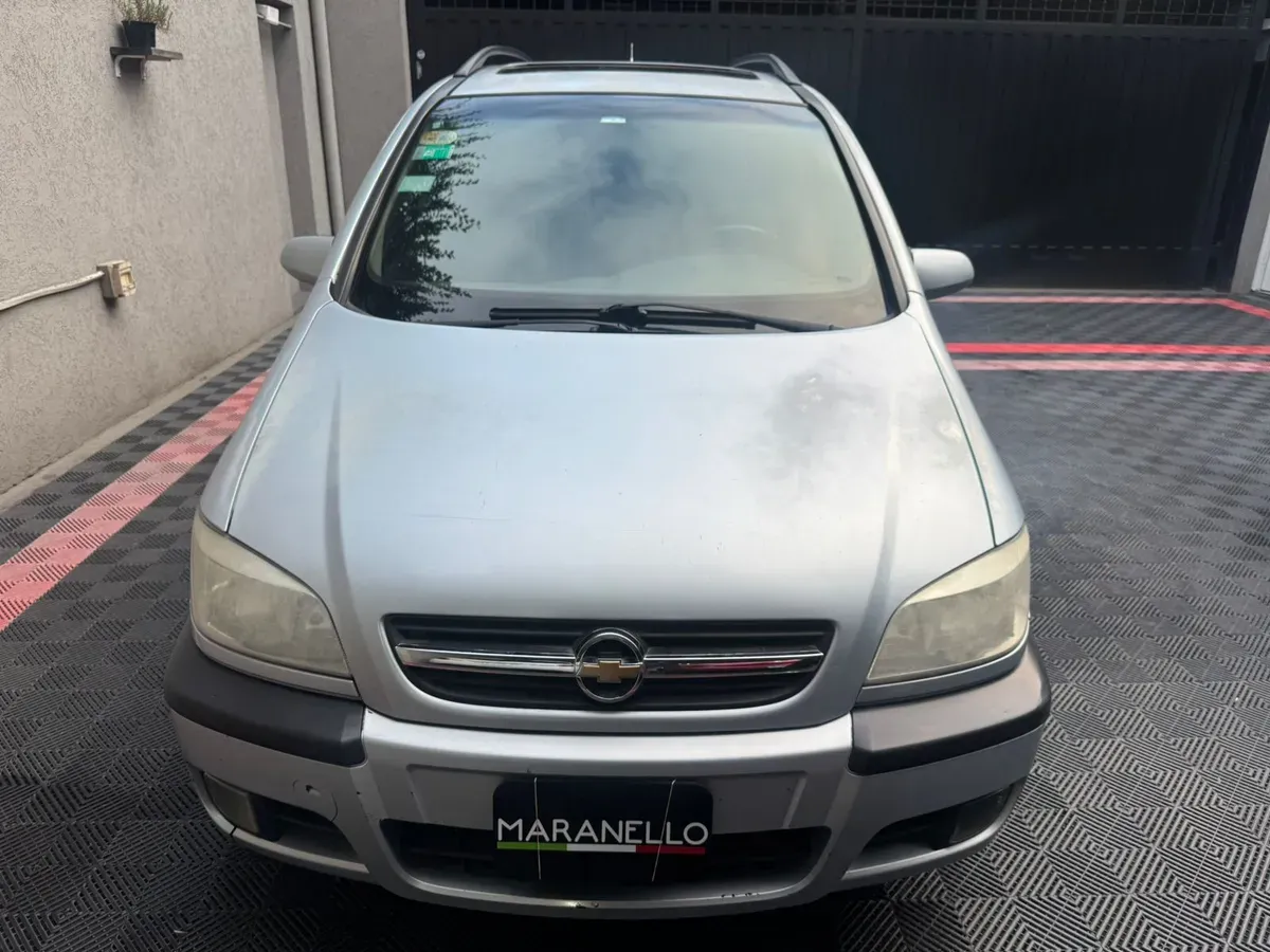 Mira esta publicación de Chevrolet Zafira 2011 en Motordil