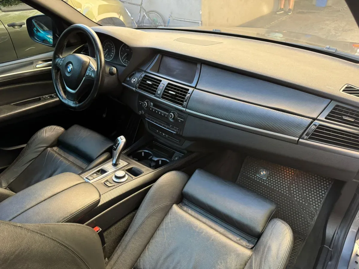 Mira esta publicación de BMW X5 2008 en Motordil