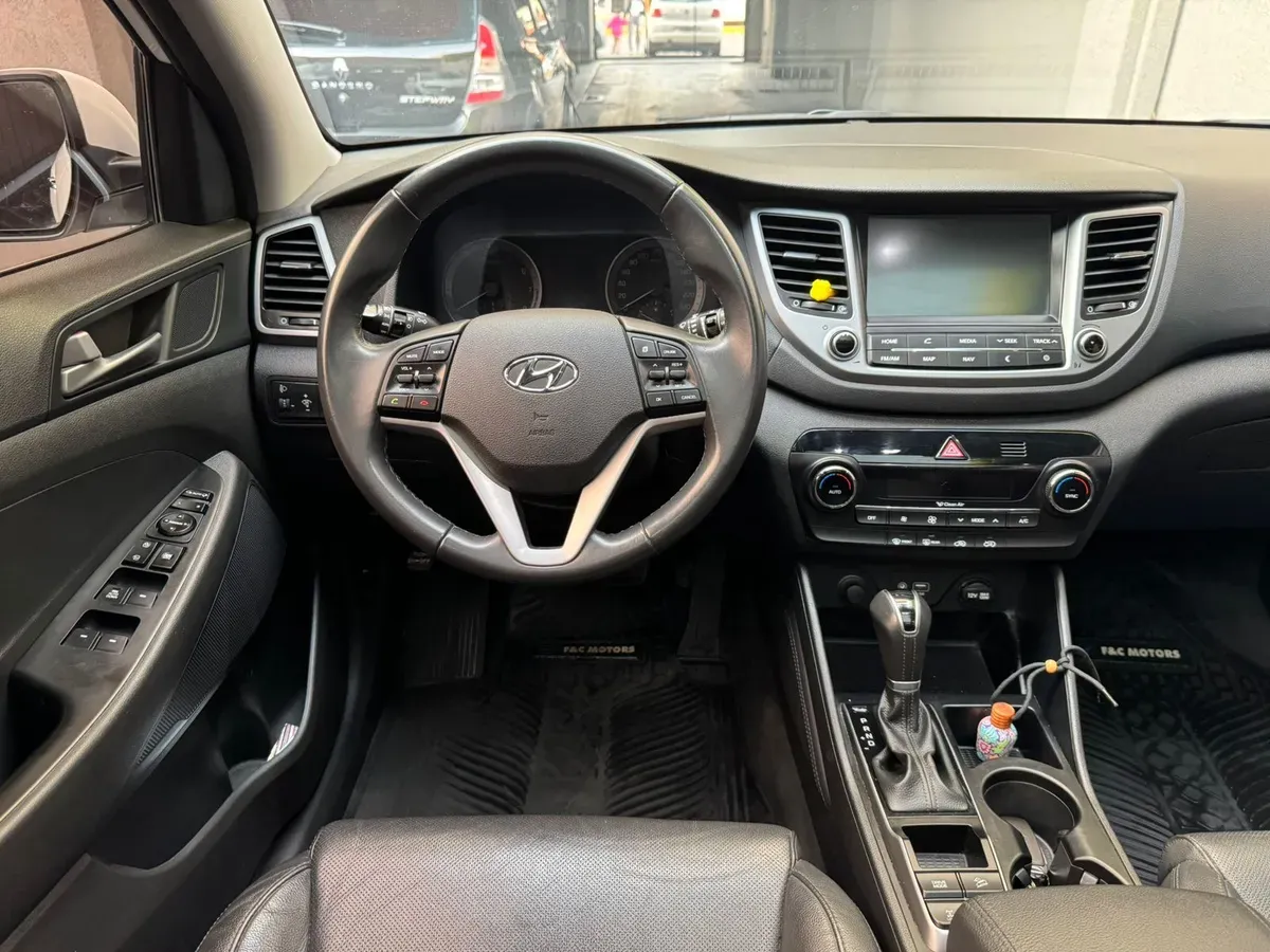 Mira esta publicación de Hyundai Tucson 2017 en Motordil