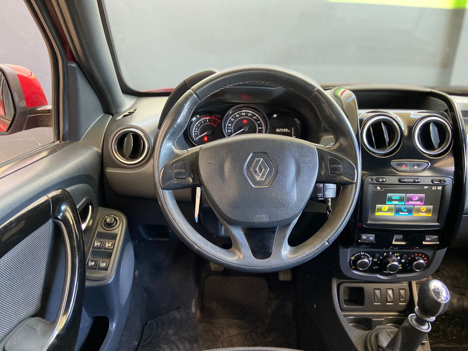 Mira esta publicación de Renault Oroch 2017 en Motordil