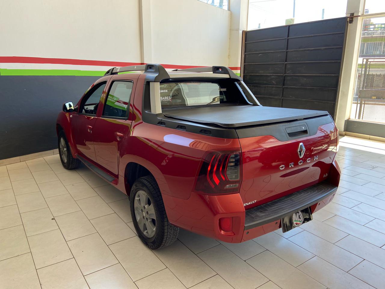 Mira esta publicación de Renault Oroch 2017 en Motordil