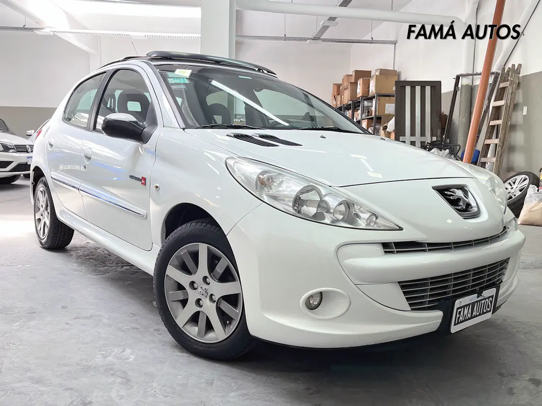 Mira esta publicación de Peugeot 207 Compact 2012 en Motordil
