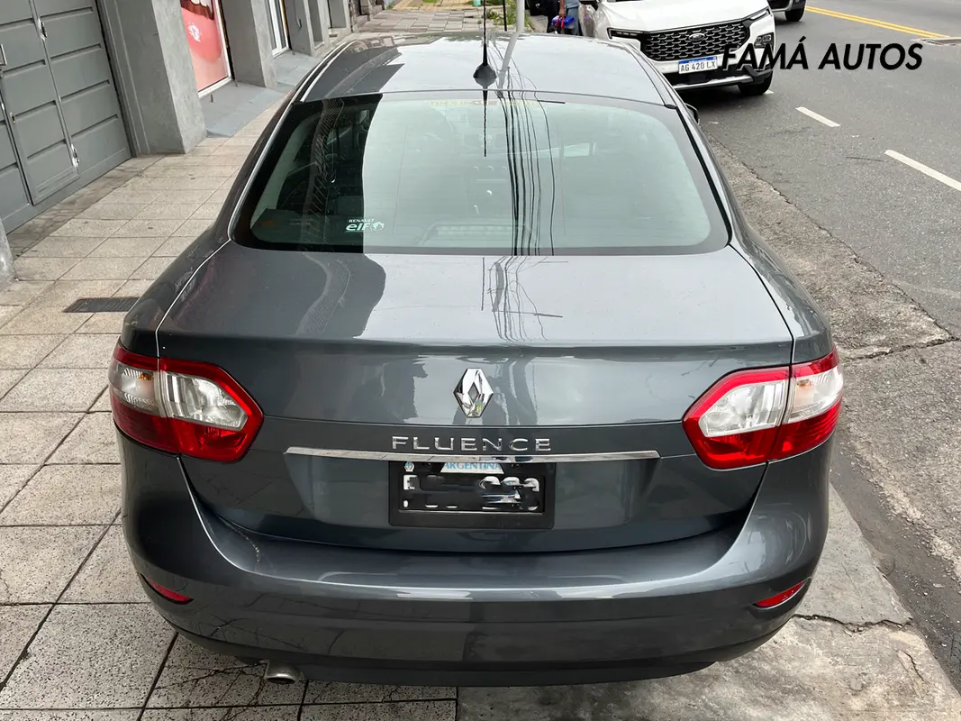 Mira esta publicación de Renault Fluence 2015 en Motordil