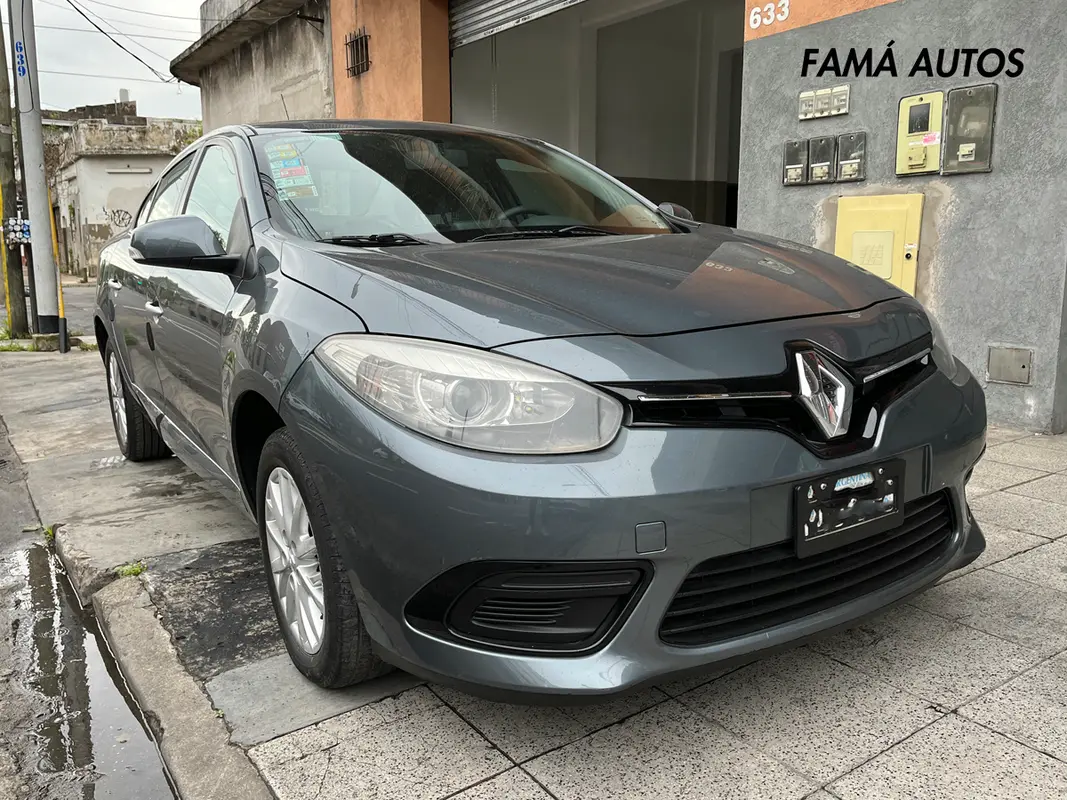 Mira esta publicación de Renault Fluence 2015 en Motordil