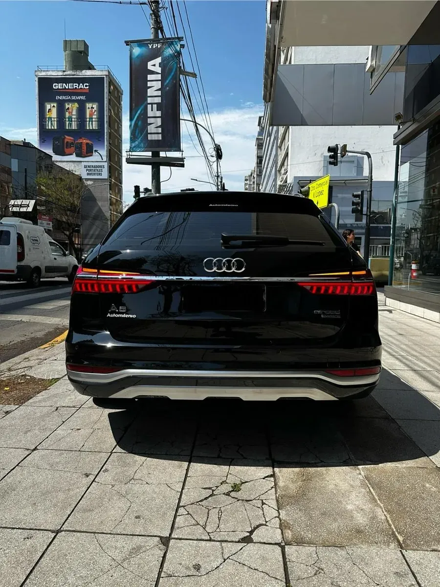 Mira esta publicación de Audi A6 Allroad 2023 en Motordil