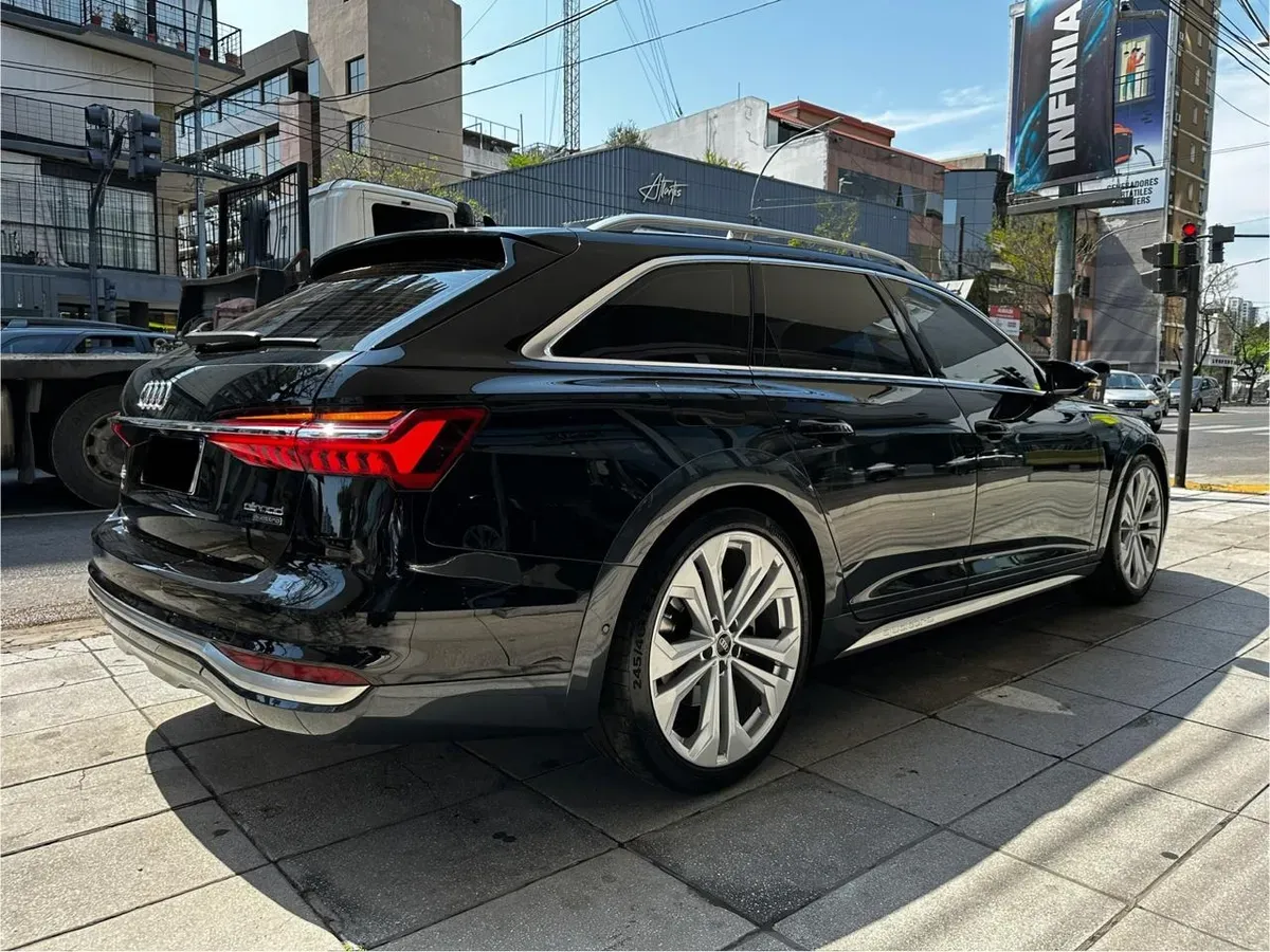 Mira esta publicación de Audi A6 Allroad 2023 en Motordil