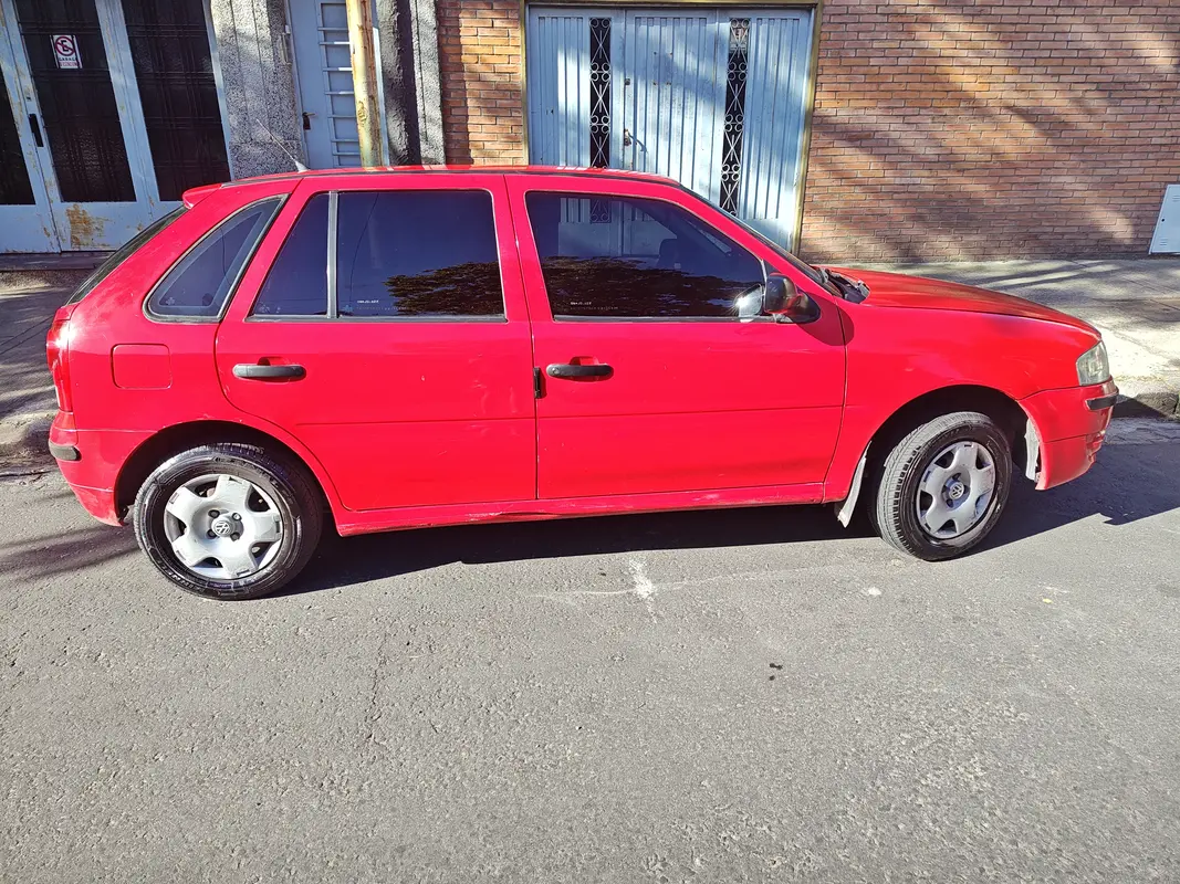 Mira esta publicación de Volkswagen GOL 2011 en Motordil