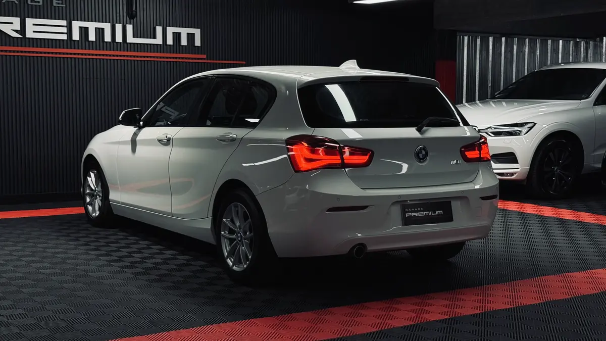 Mira esta publicación de BMW Serie 1 2018 en Motordil