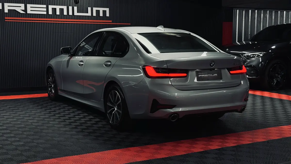 Mira esta publicación de BMW Serie 3 2021 en Motordil