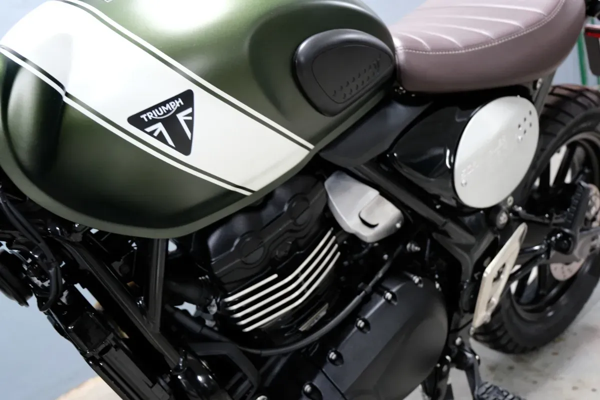 Mira esta publicación de Triumph XCX 2025 en Motordil
