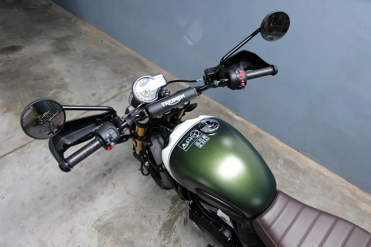 Mira esta publicación de Triumph XCX 2025 en Motordil