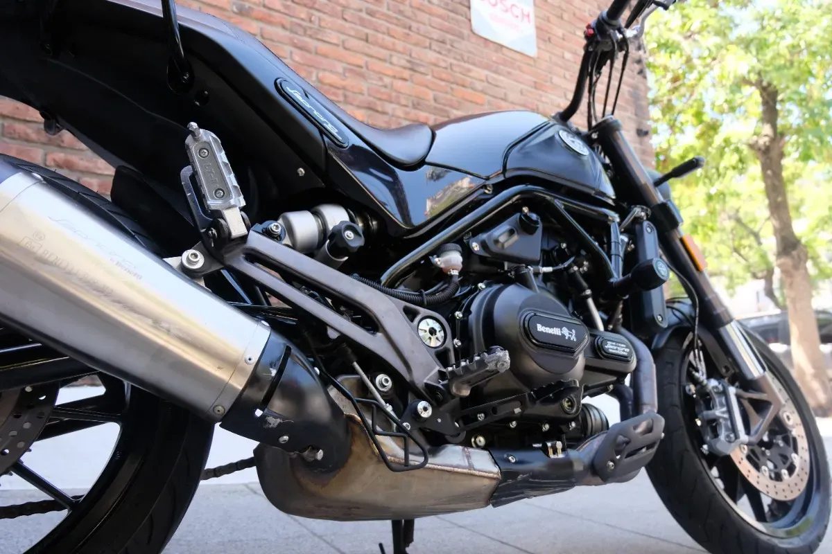 Mirá esta publicación de Benelli Leoncino 500