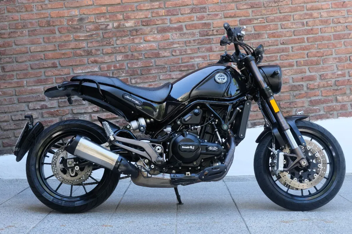 Mira esta publicación de Benelli Leoncino 500 2019 en Motordil