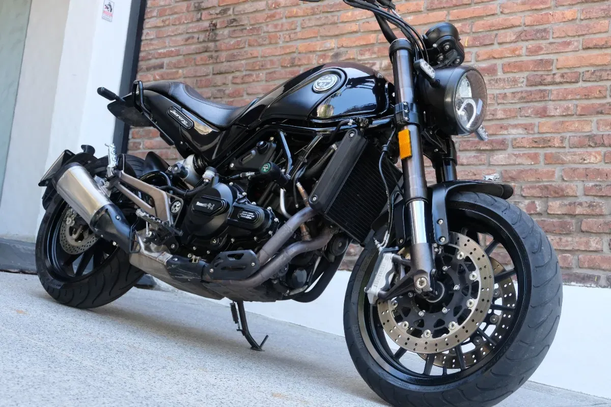 Mirá esta publicación de Benelli Leoncino 500