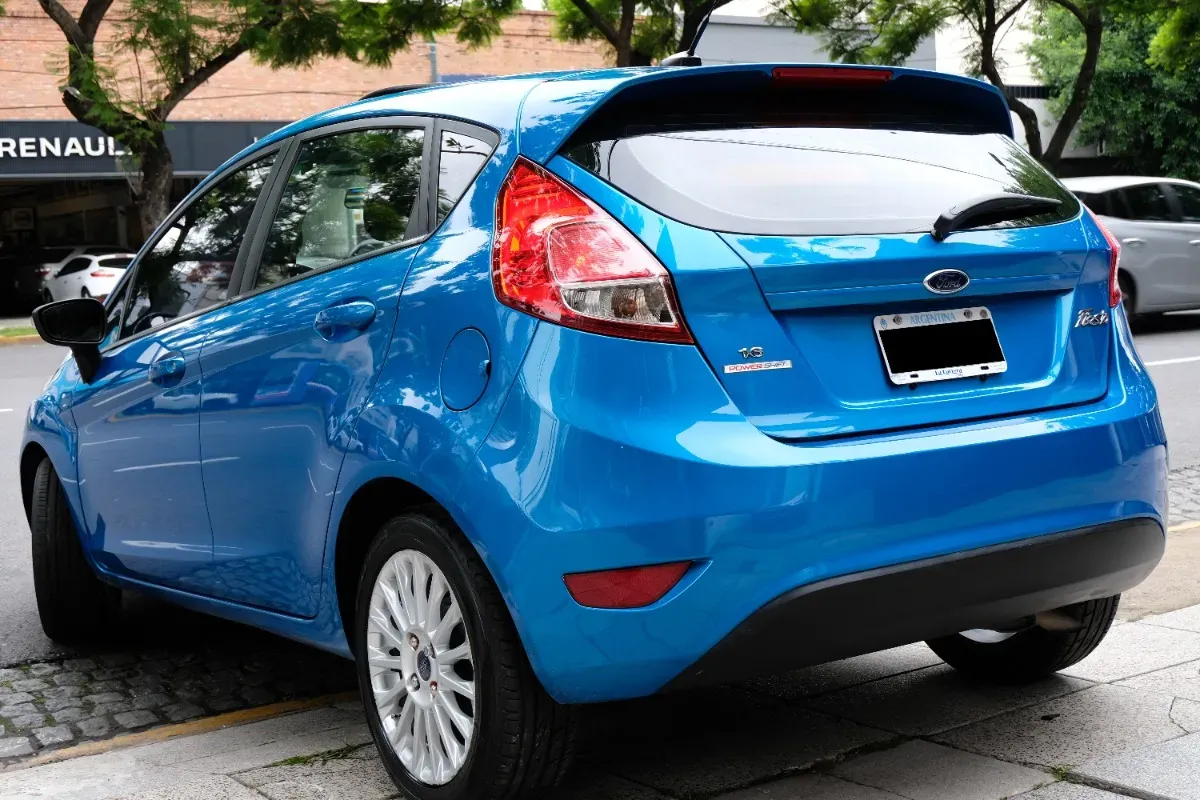 Mira esta publicación de Ford Fiesta 2014 en Motordil