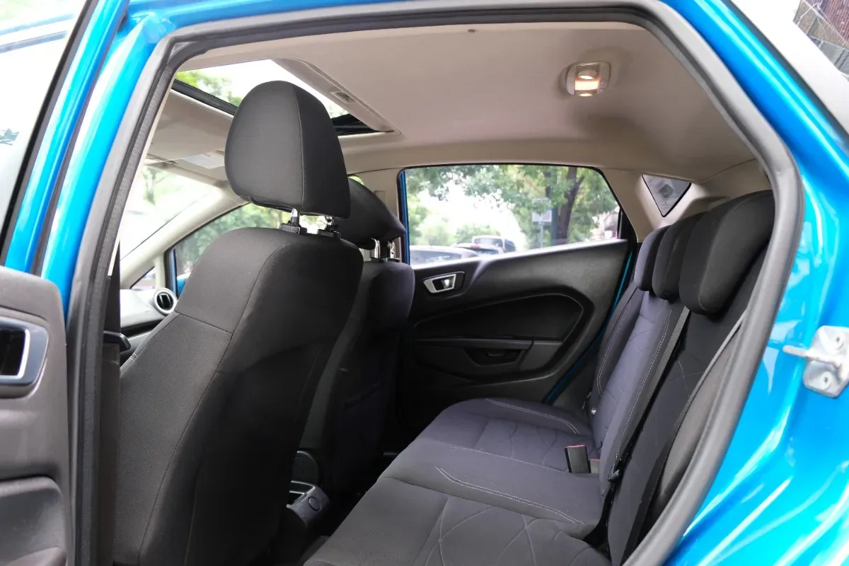 Mira esta publicación de Ford Fiesta 2014 en Motordil