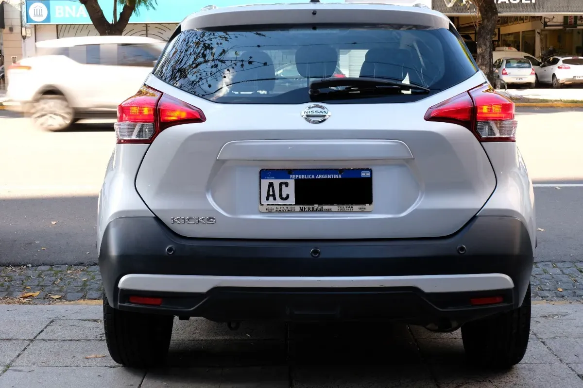 Mira esta publicación de Nissan Kicks 2018 en Motordil