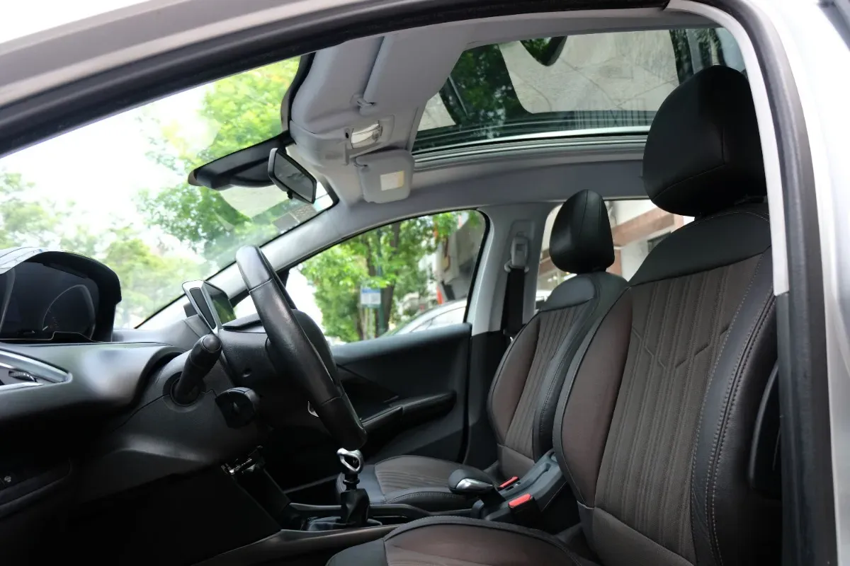 Mira esta publicación de Peugeot 2008 2019 en Motordil