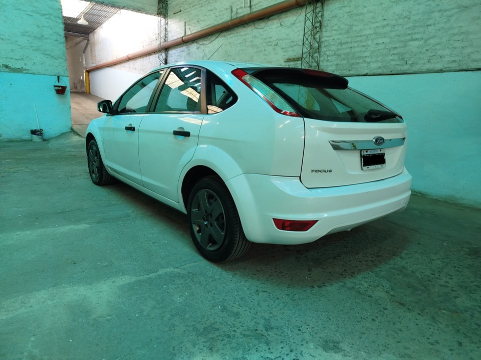 Mira esta publicación de Ford Focus 2011 en Motordil