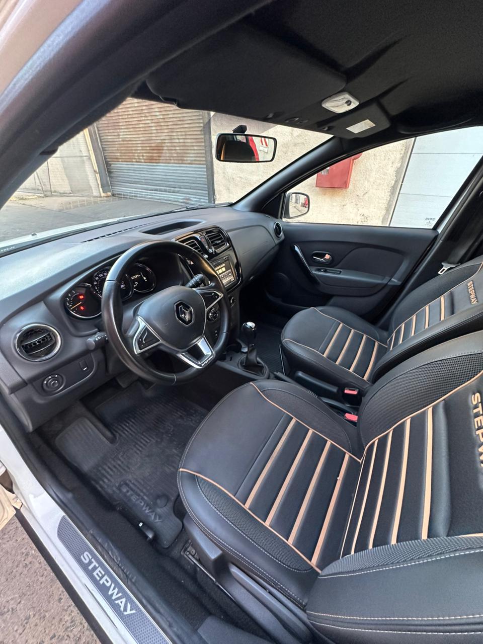 Mira esta publicación de Renault Sandero II 2020 en Motordil