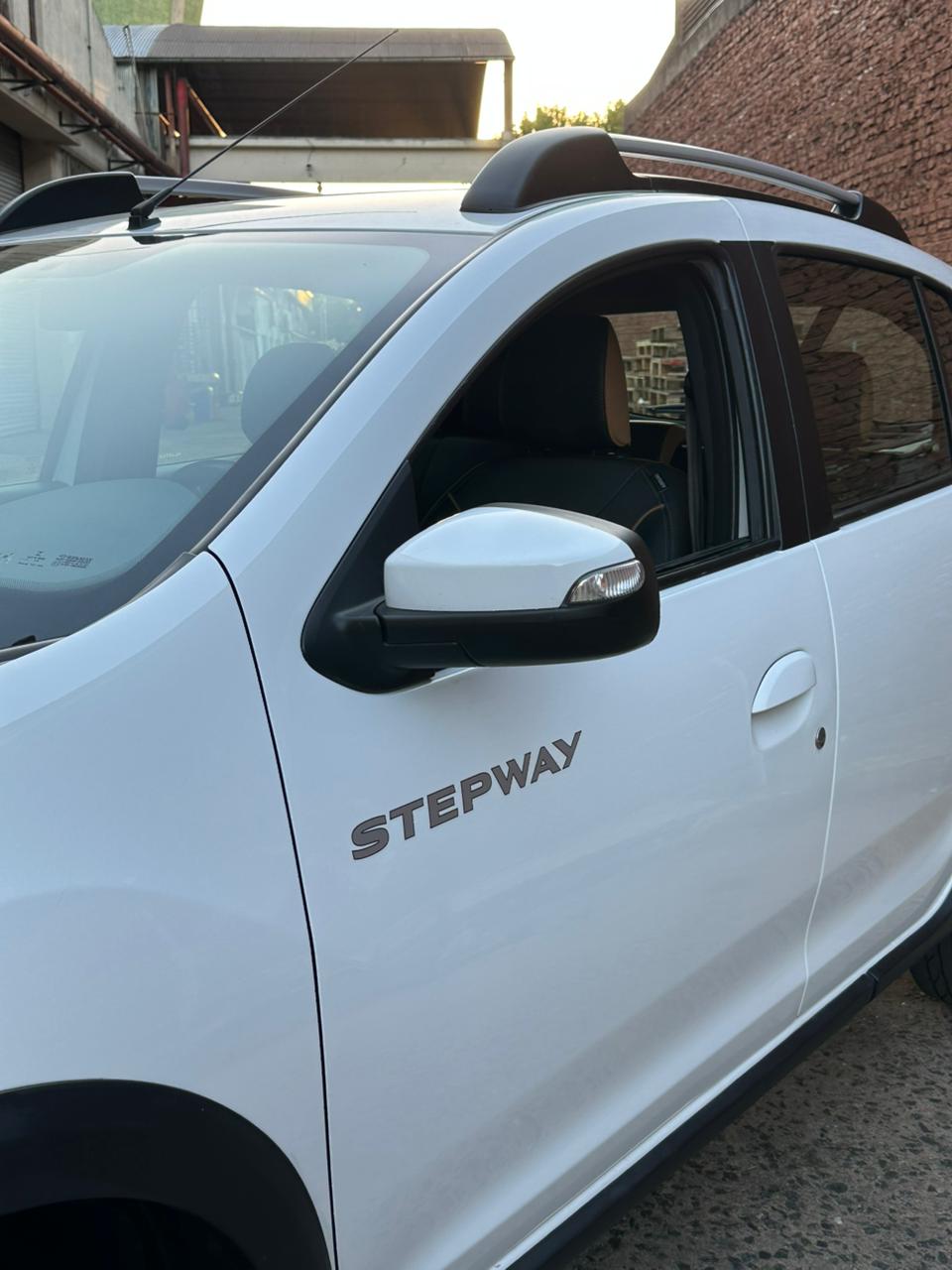 Mira esta publicación de Renault Sandero II 2020 en Motordil