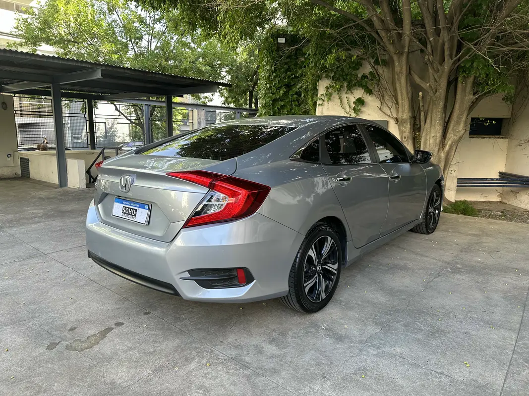 Mira esta publicación de Honda Civic 2017 en Motordil