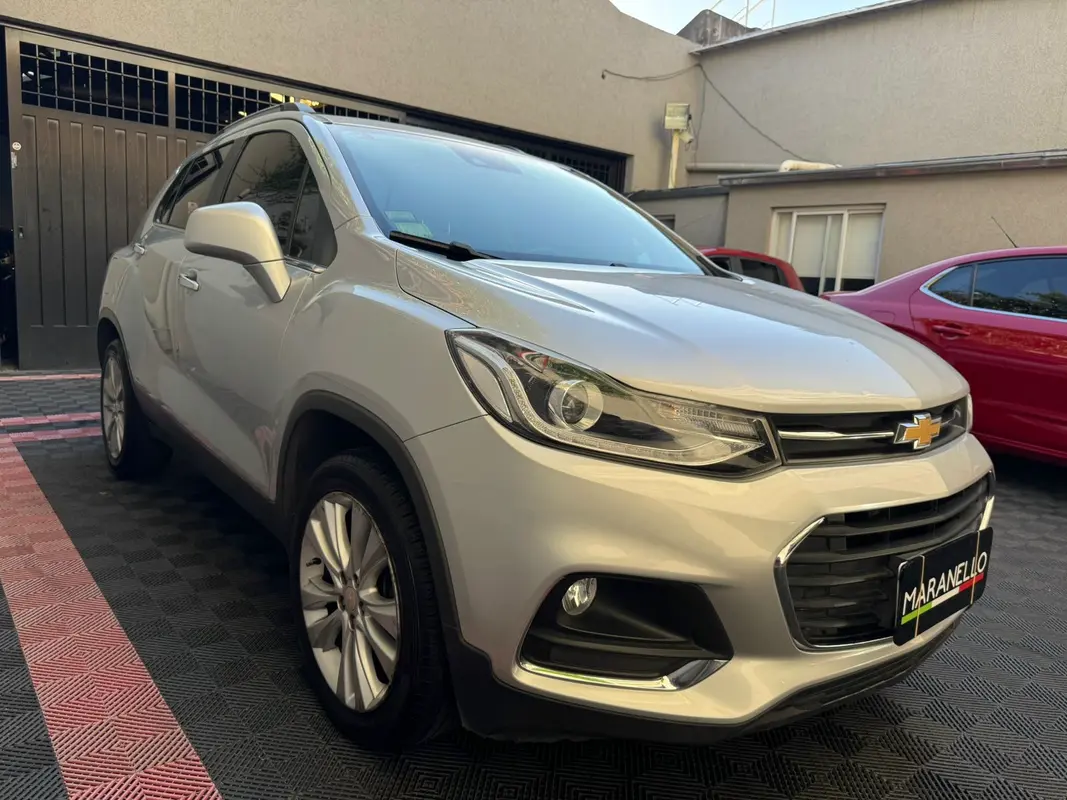 Mira esta publicación de Chevrolet Tracker 2017 en Motordil