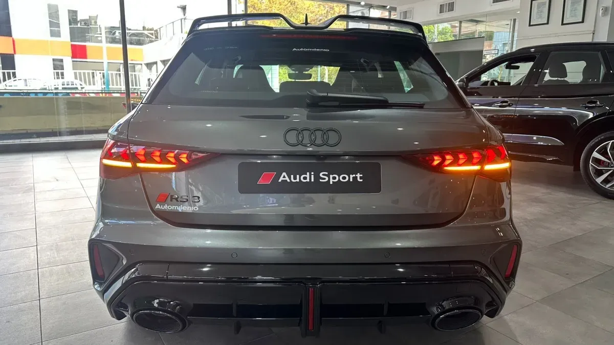 Mira esta publicación de Audi RS3 2025 en Motordil