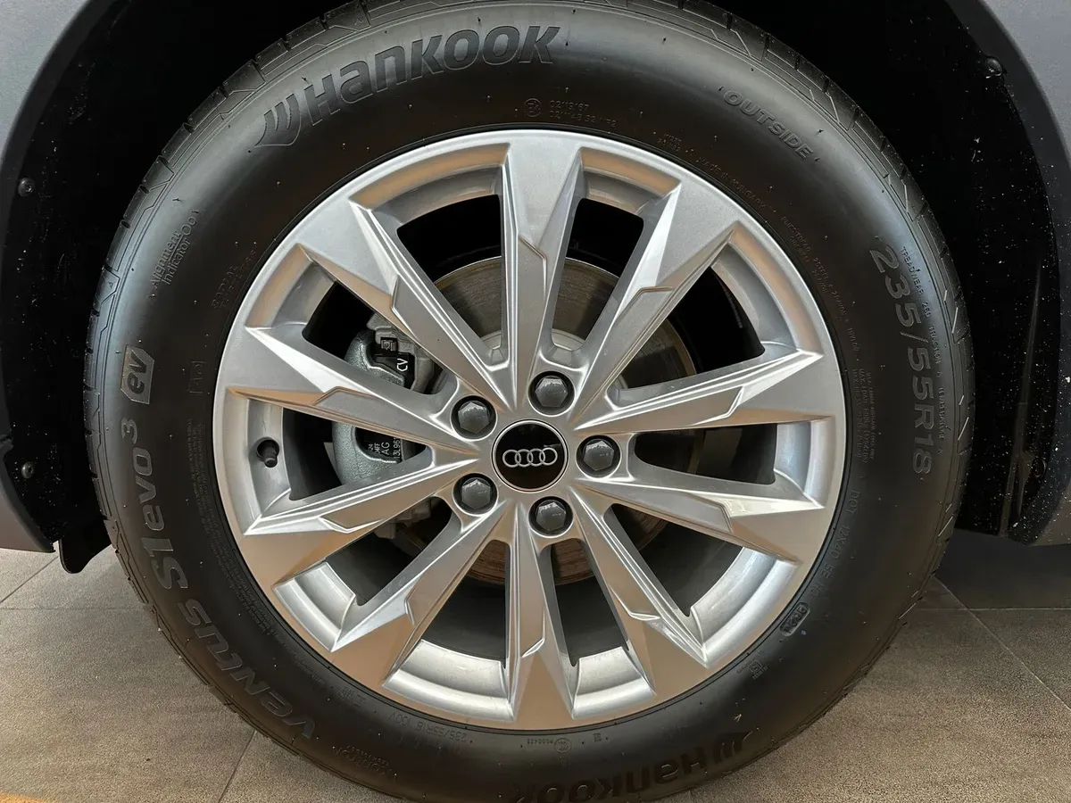 Mira esta publicación de Audi Q3 2025 en Motordil