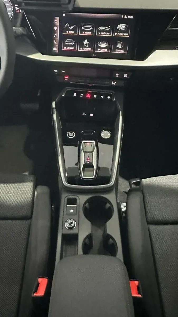 Mira esta publicación de Audi A3 Sedan 2025 en Motordil