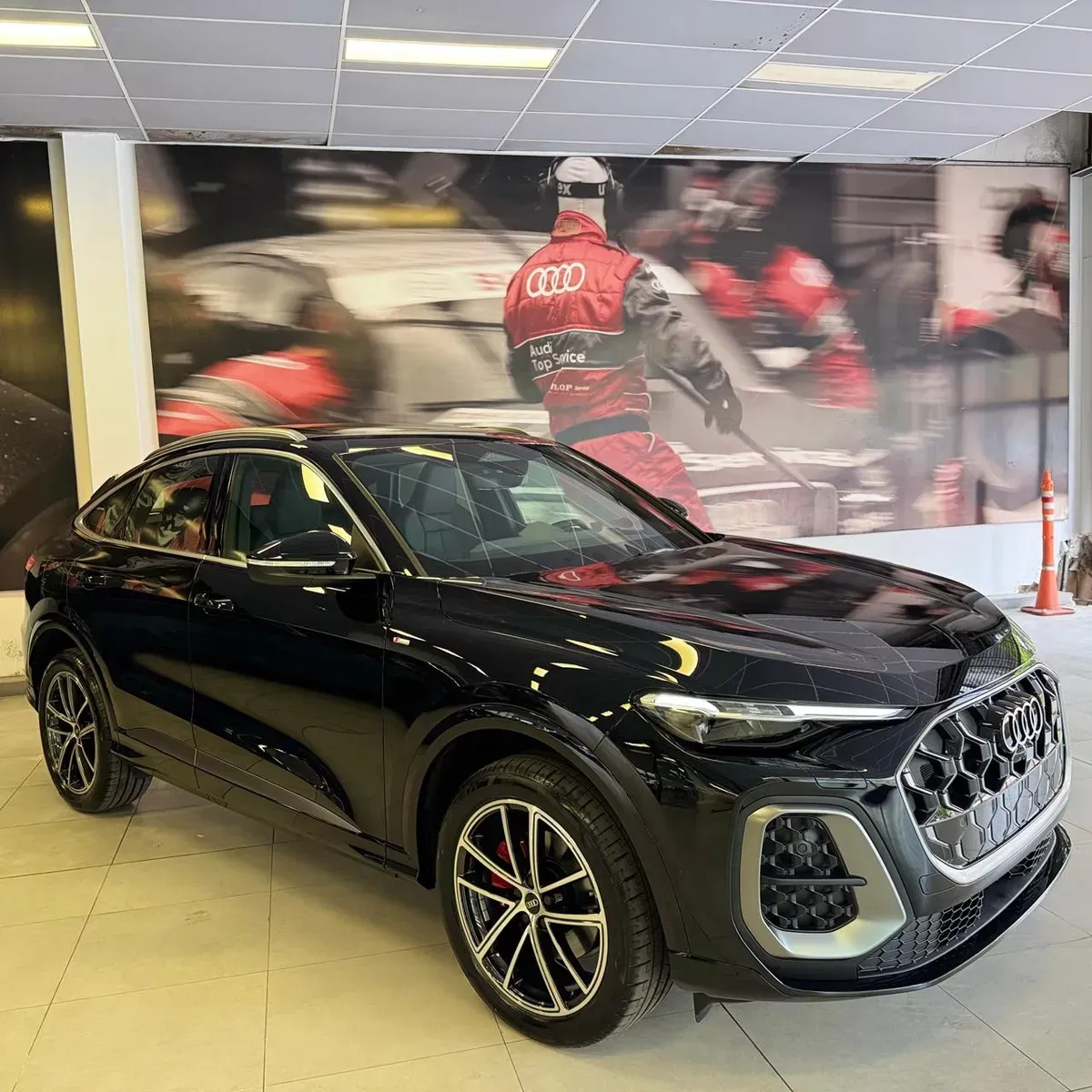 Mira esta publicación de Audi Q5 Sportback 2025 en Motordil