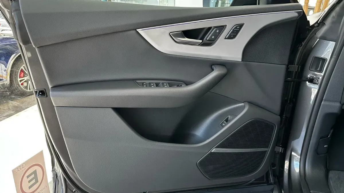 Mira esta publicación de Audi Q8 2025 en Motordil