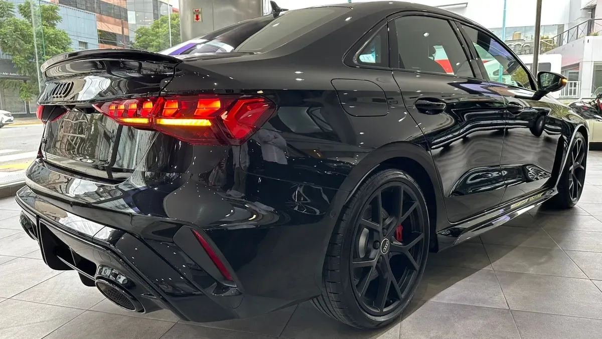 Mira esta publicación de Audi RS3 2025 en Motordil