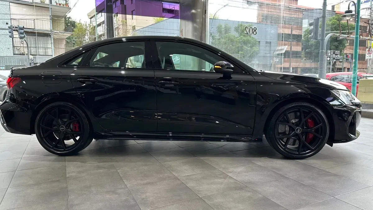 Mira esta publicación de Audi RS3 2025 en Motordil