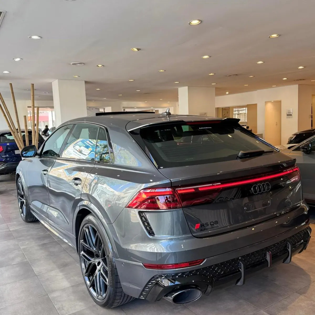 Mira esta publicación de Audi RSQ8 2025 en Motordil