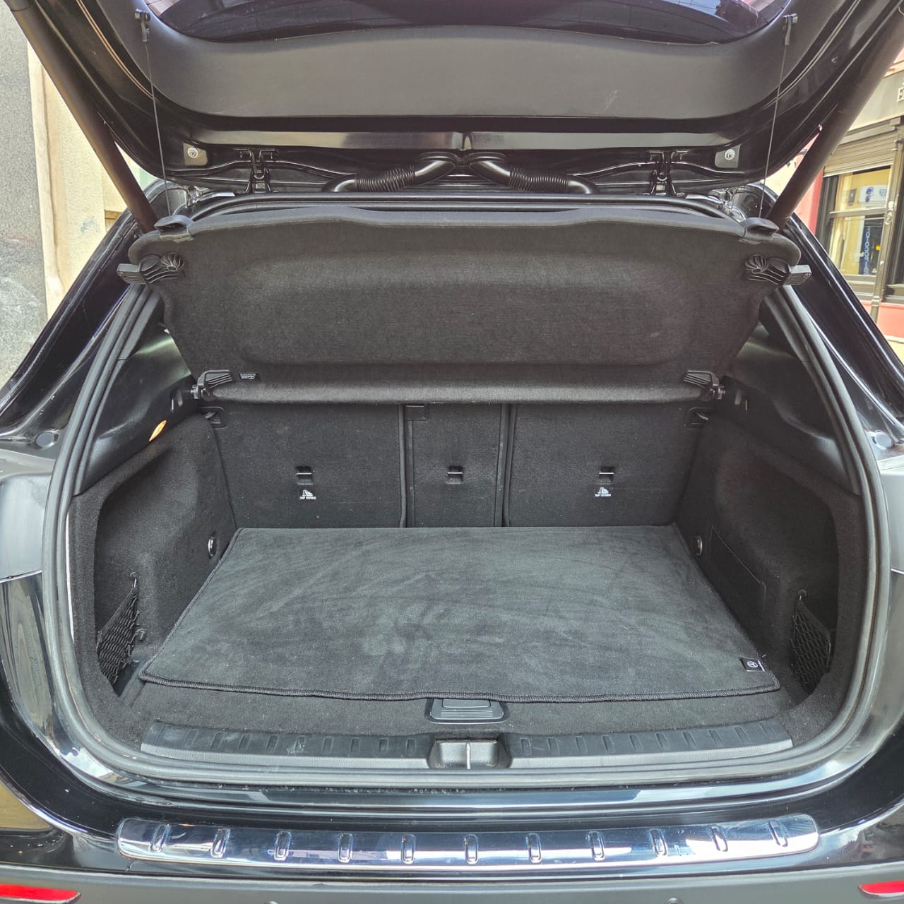 Mira esta publicación de Mercedes Benz GLA 2020 en Motordil