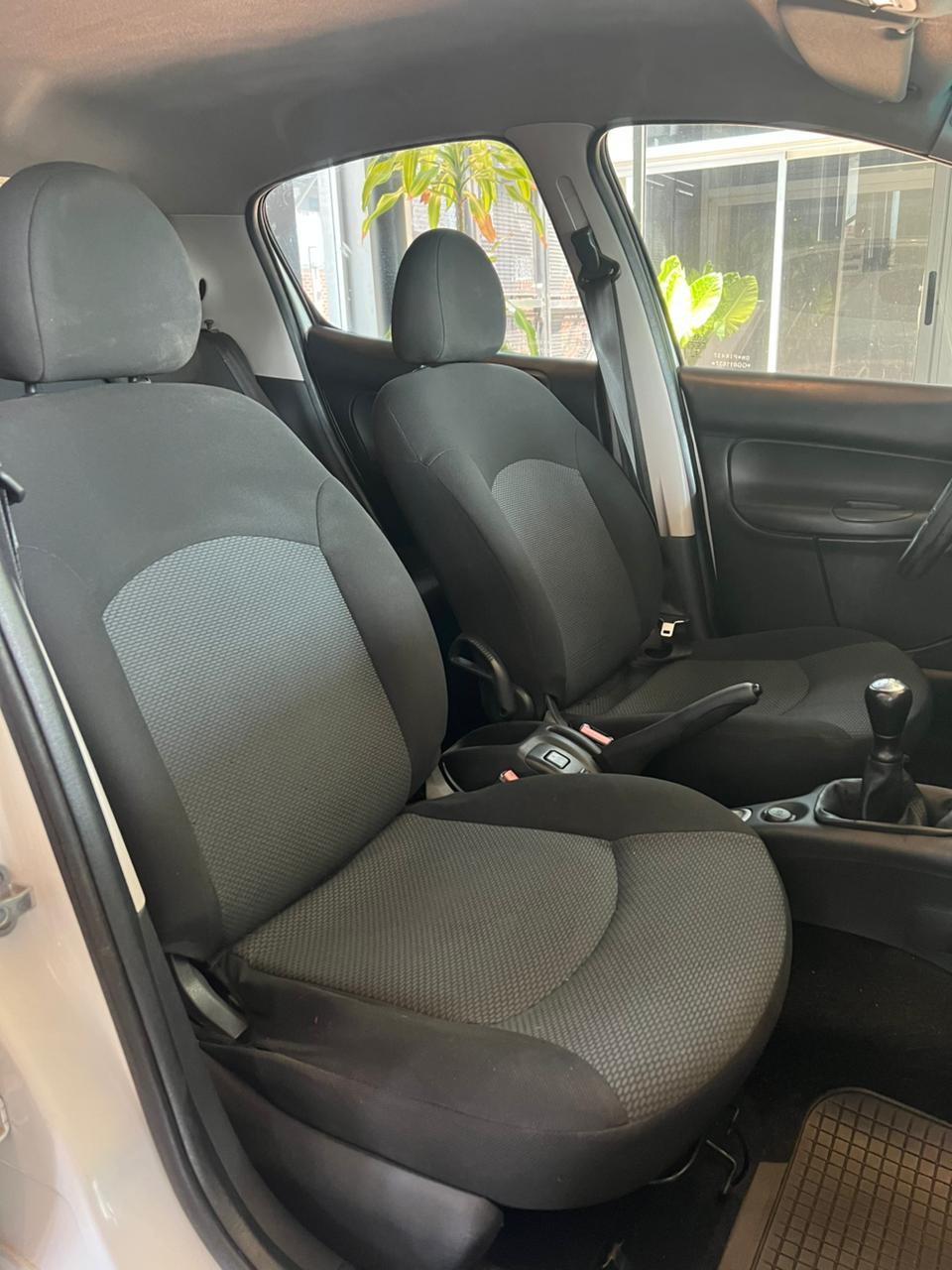 Mira esta publicación de Peugeot 207 Compact 2015 en Motordil